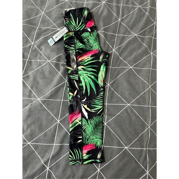 Ideology Women’s Black Moisture Wicking Pocketed Compression Upf50 Crop Printed - Picture 4 of 11